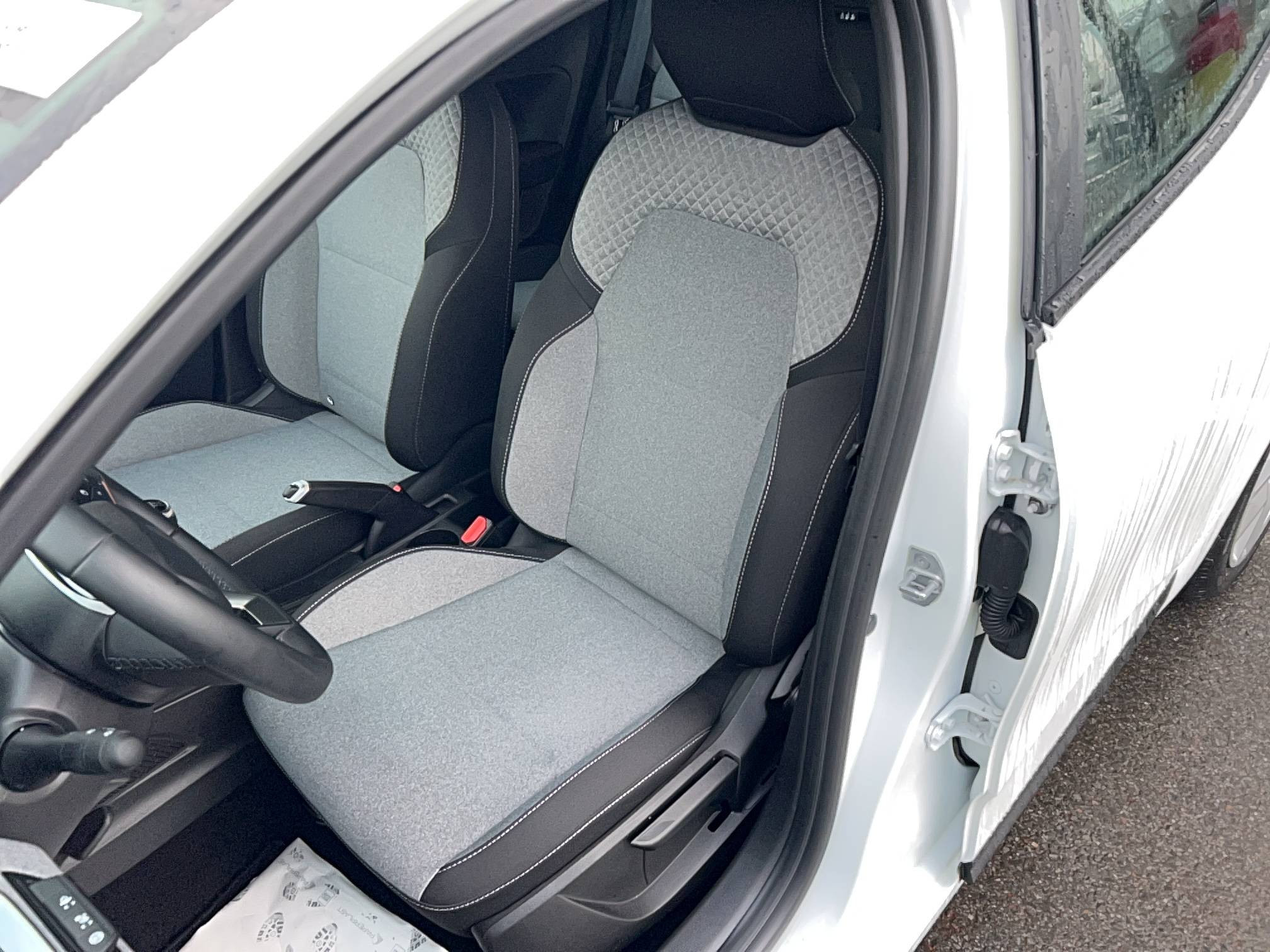 Vente en ligne Renault Clio 5 Clio TCe 90 ch GSR2 au prix de 16 490 €