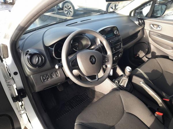 Vente en ligne Renault Clio 4 Clio TCe 75 - 19 au prix de 9 990 €