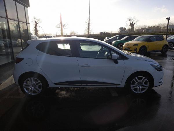 Vente en ligne Renault Clio 4 Clio TCe 75 - 19 au prix de 9 990 €