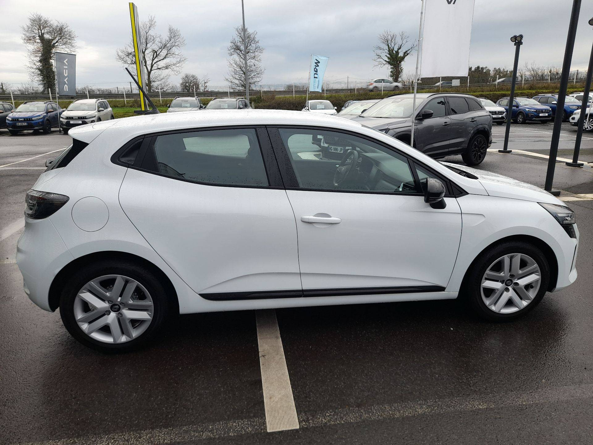 Vente en ligne Renault Clio 5 Clio TCe 90 ch GSR2 au prix de 16 490 €