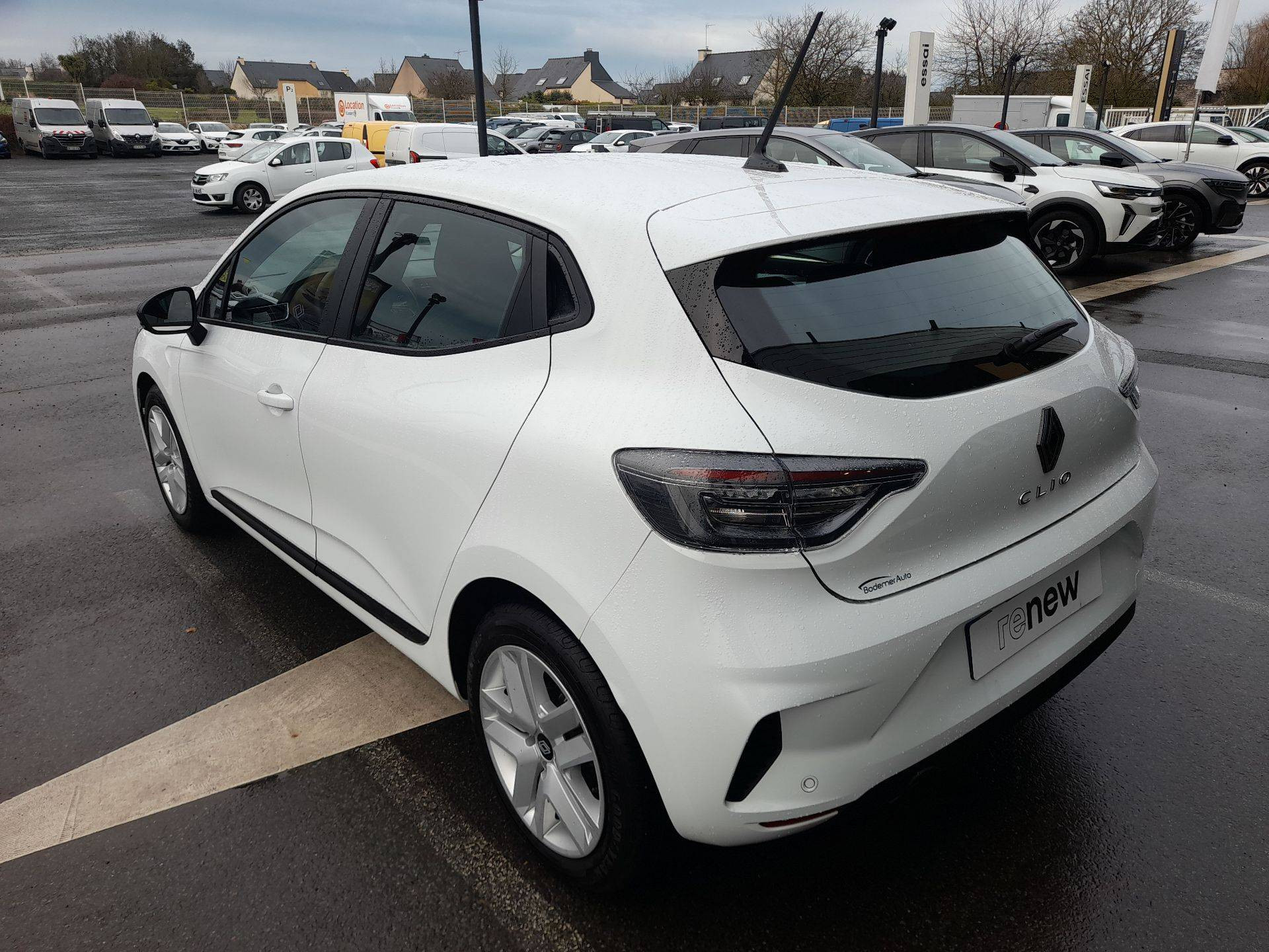 Vente en ligne Renault Clio 5 Clio TCe 90 ch GSR2 au prix de 16 490 €