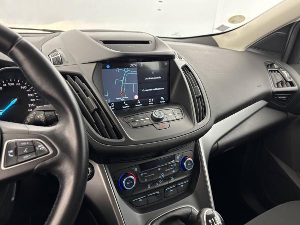 Vente en ligne Ford Kuga  1.5 TDCi 120 S&S 4x2 BVM6 au prix de 15 790 €
