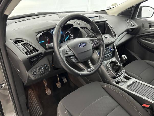 Vente en ligne Ford Kuga  1.5 TDCi 120 S&S 4x2 BVM6 au prix de 15 790 €