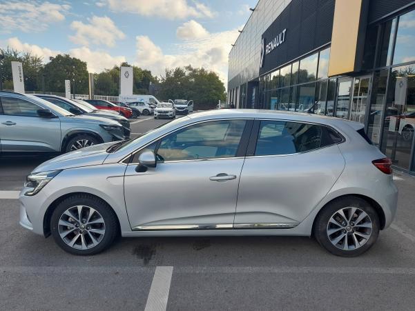 Vente en ligne Renault Clio 5 Clio E-Tech 140 au prix de 17 990 €