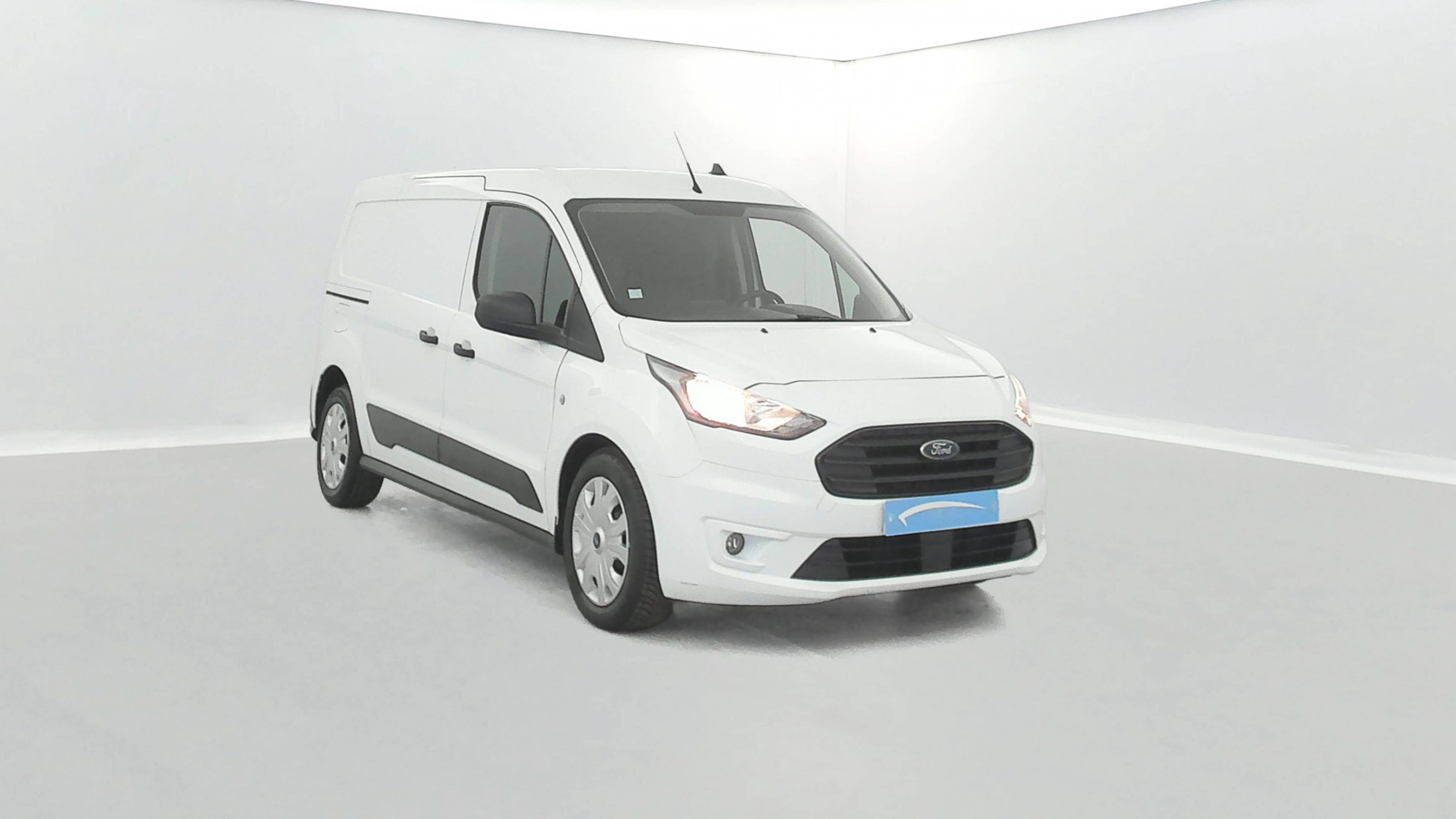 Vente en ligne Ford Transit Connect  L2 1.5 ECOBLUE 120 S&S BVA8 au prix de 15 500 €
