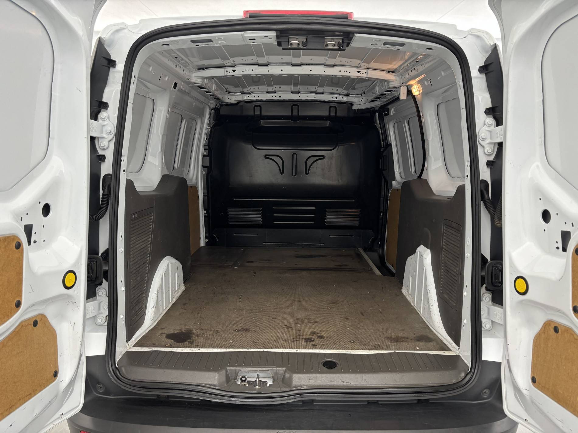 Vente en ligne Ford Transit Connect  L2 1.5 ECOBLUE 120 S&S BVA8 au prix de 15 500 €