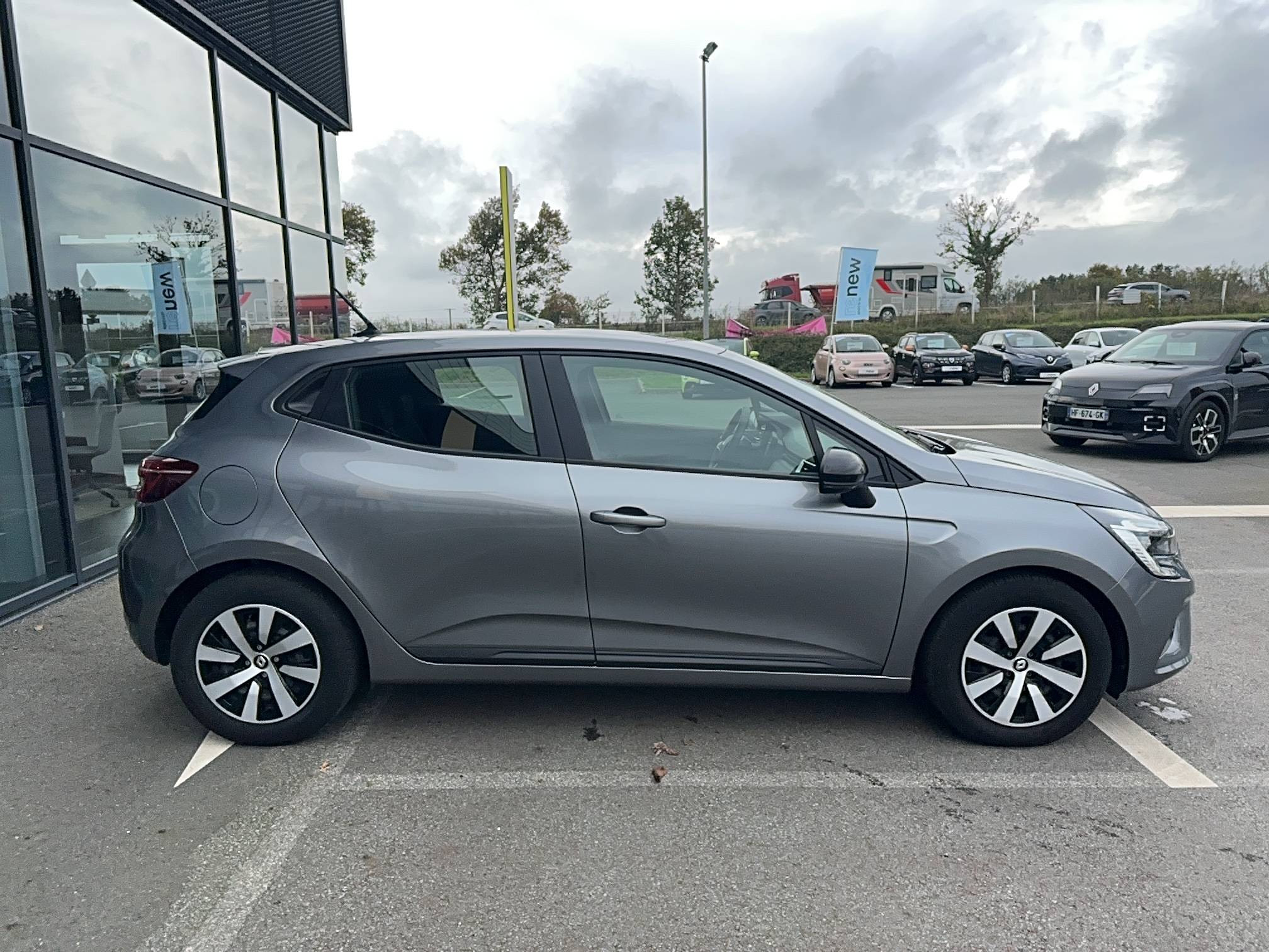 Vente en ligne Renault Clio 5 Clio TCe 90 au prix de 14 490 €