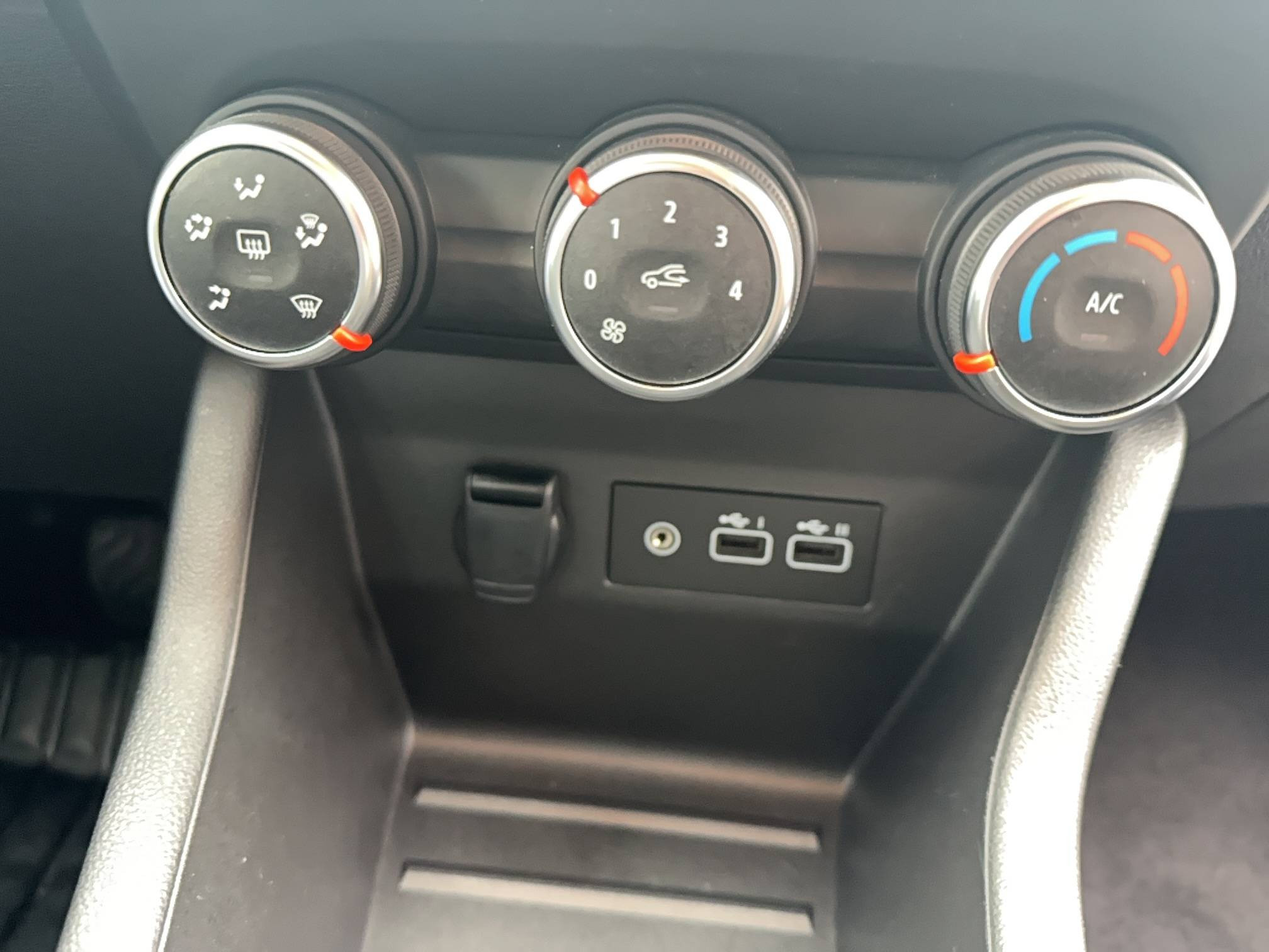 Vente en ligne Renault Clio 5 Clio TCe 90 au prix de 14 490 €