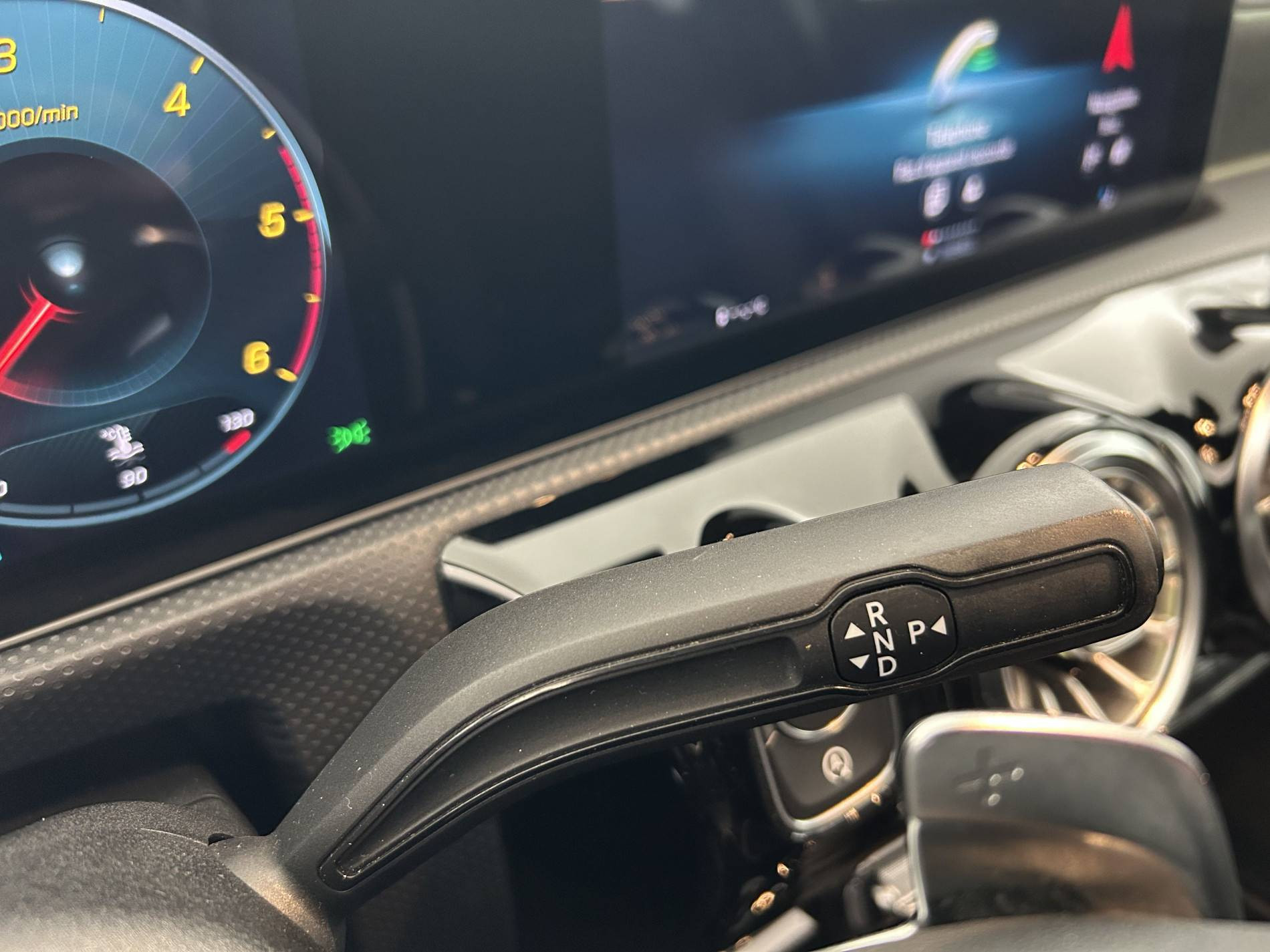 Vente en ligne Mercedes Classe A  180 d 7G-DCT au prix de 25 490 €