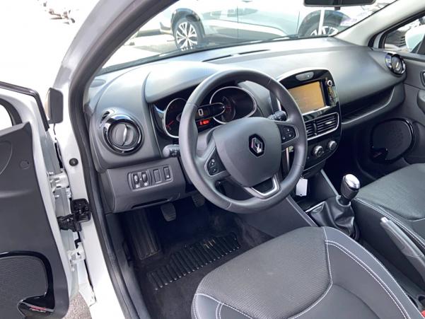 Vente en ligne Renault Clio 4 Clio TCe 90 E6C au prix de 11 490 €