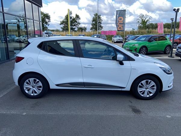 Vente en ligne Renault Clio 4 Clio TCe 90 E6C au prix de 11 490 €