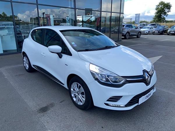 Vente en ligne Renault Clio 4 Clio TCe 90 E6C au prix de 11 490 €
