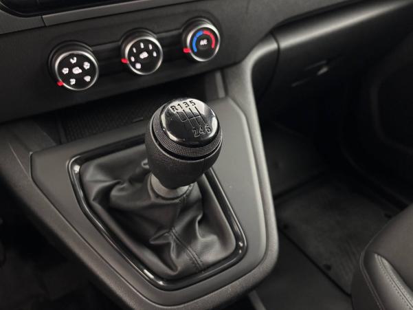 Vente en ligne Renault Kangoo Van  BLUE DCI 75 au prix de 15 000 €