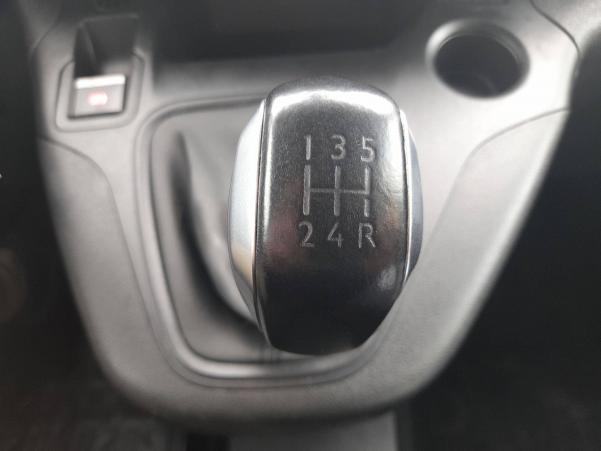 Vente en ligne Opel Combo Life  L1H1 1.5 Diesel 100 ch Start/Stop au prix de 16 490 €