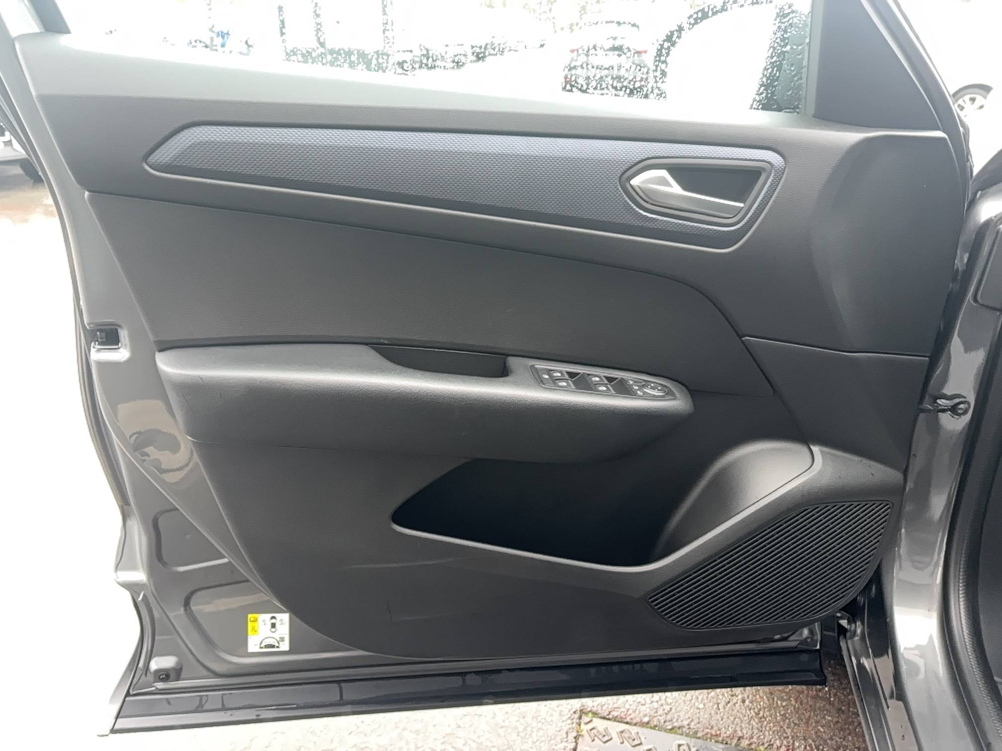 Vente en ligne Renault Arkana  mild hybrid 140 EDC FAP - 22 au prix de 19 490 €