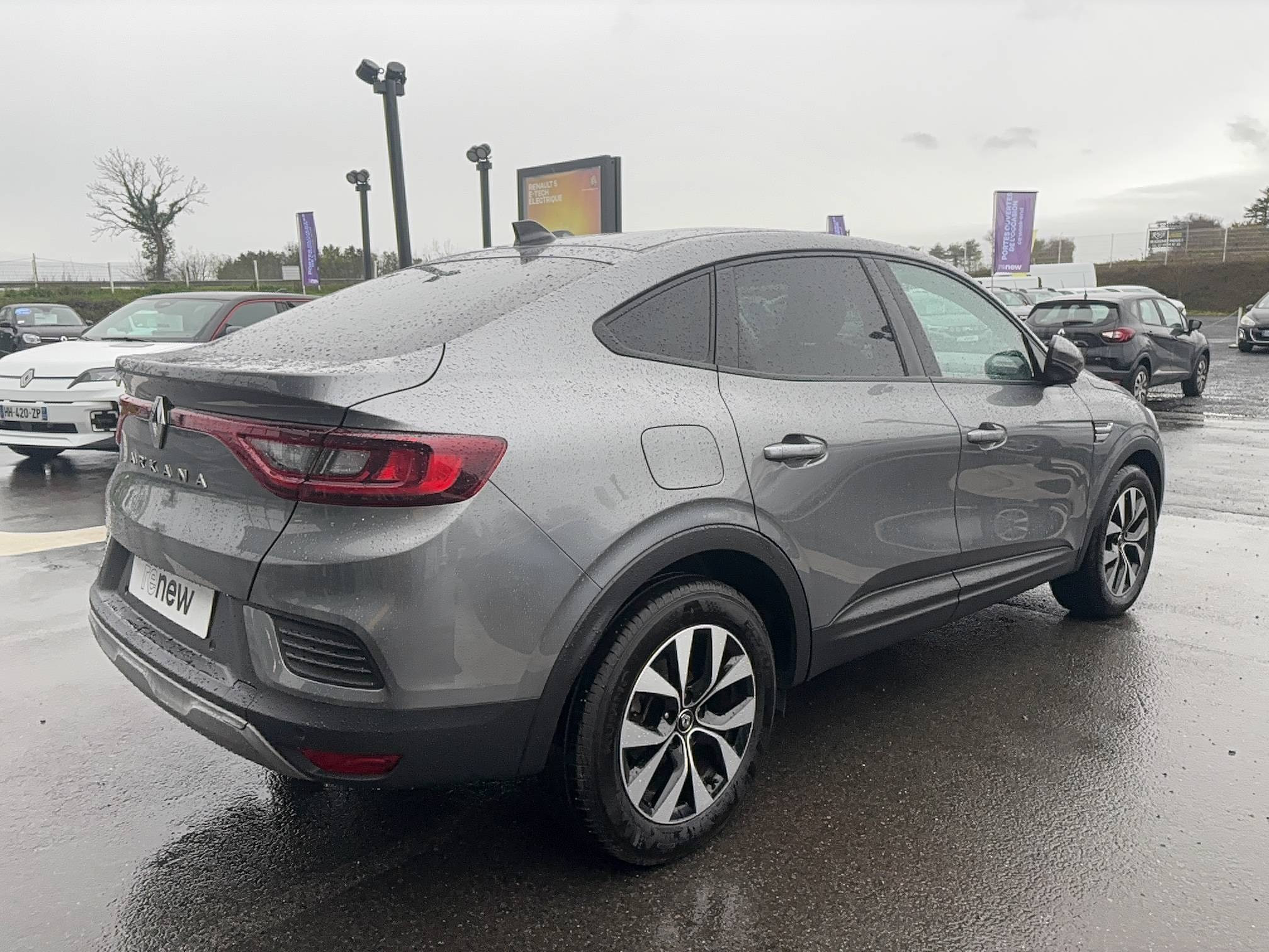 Vente en ligne Renault Arkana  mild hybrid 140 EDC FAP - 22 au prix de 19 490 €