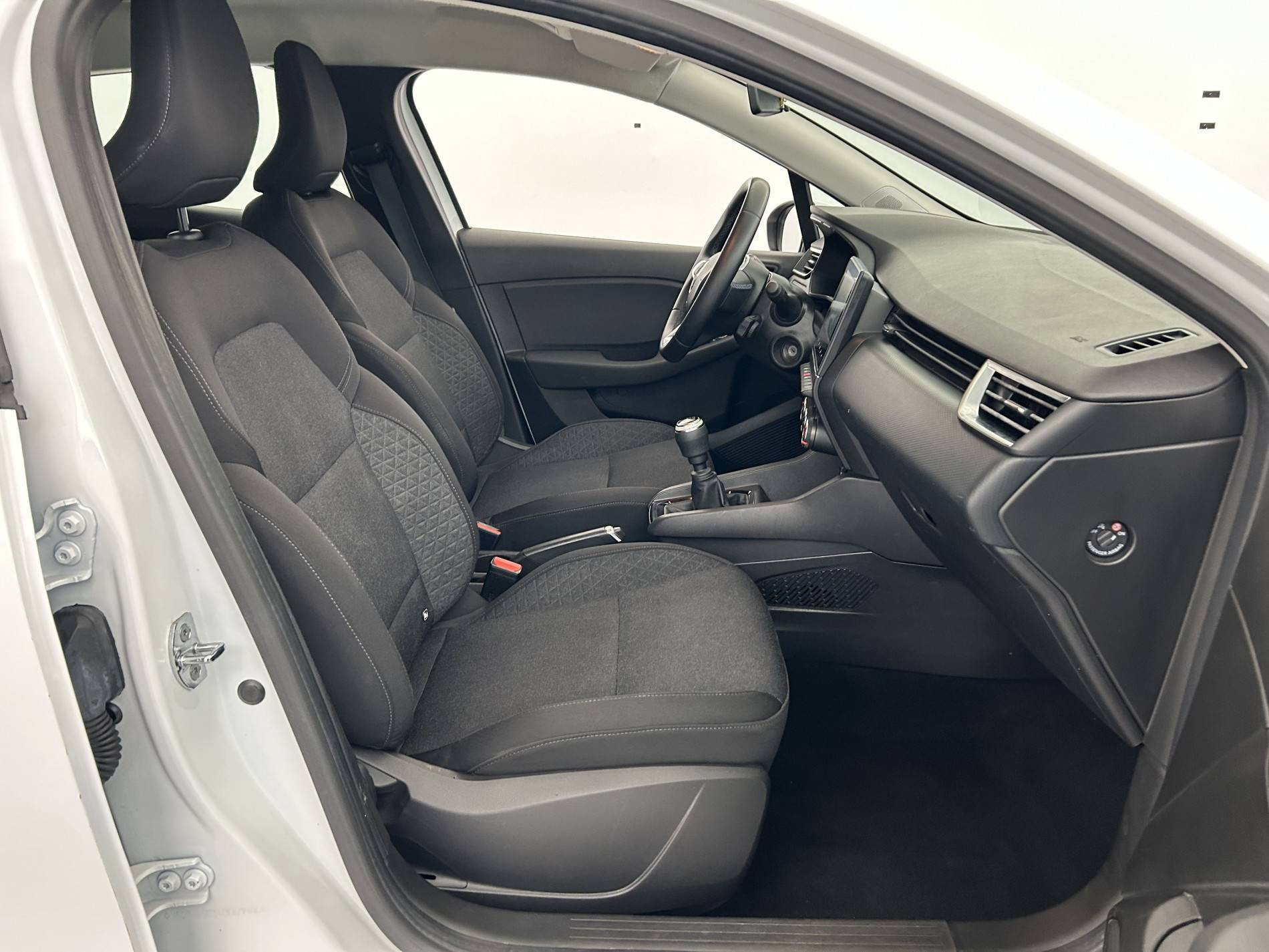 Vente en ligne Renault Clio 5 Clio Blue dCi 100 - 21N au prix de 13 990 €