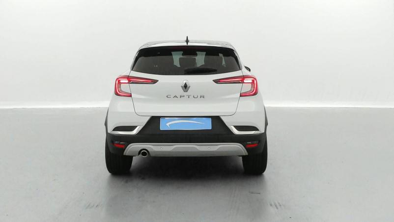 Vente en ligne Renault Captur  TCe 130 EDC FAP au prix de 18 890 €