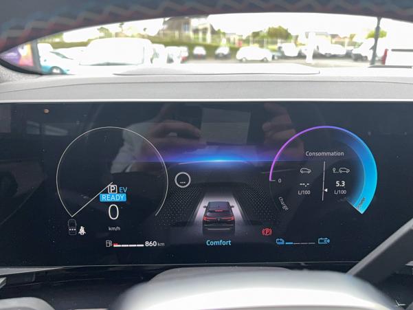 Vente en ligne Renault Austral  E-Tech hybrid 200 au prix de 38 890 €