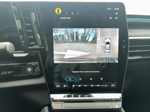 Vente en ligne Renault Austral  E-Tech hybrid 200 au prix de 38 890 €