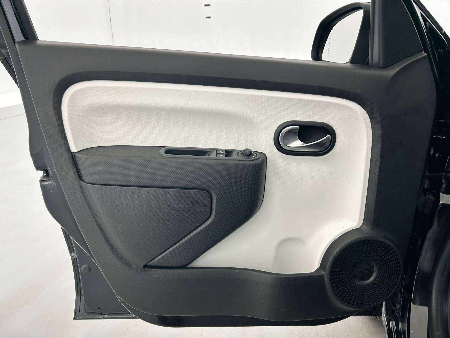 Vente en ligne Renault Twingo Electrique Twingo III Achat Intégral - 21 au prix de 9 890 €