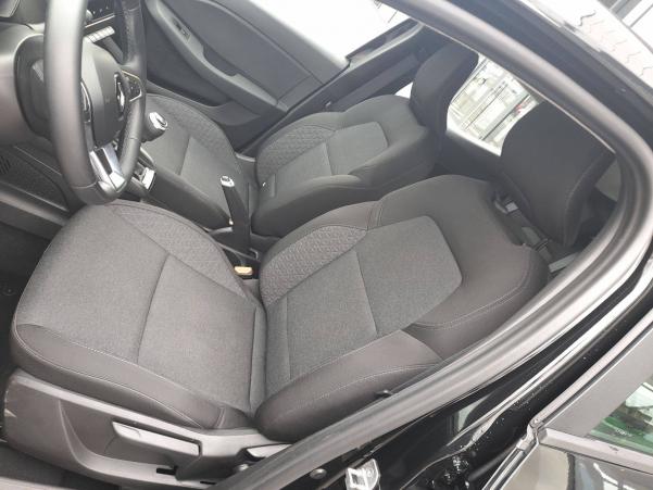 Vente en ligne Renault Clio 5 Clio TCe 90 au prix de 14 990 €