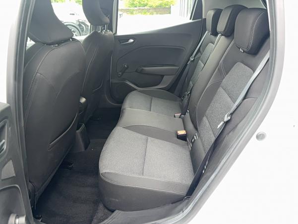 Vente en ligne Renault Clio 5 Clio Blue dCi 100 - 21N au prix de 12 990 €