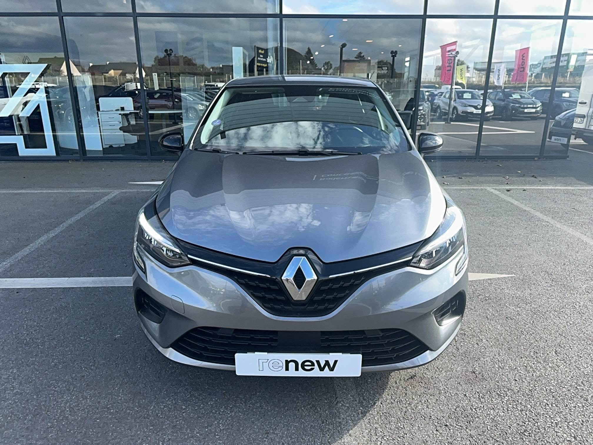 Vente en ligne Renault Clio 5 Clio TCe 90 au prix de 14 490 €