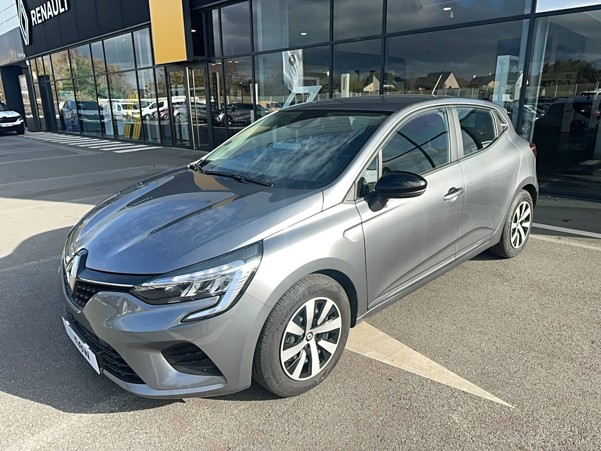 Vente en ligne Renault Clio 5 Clio TCe 90 au prix de 14 490 €