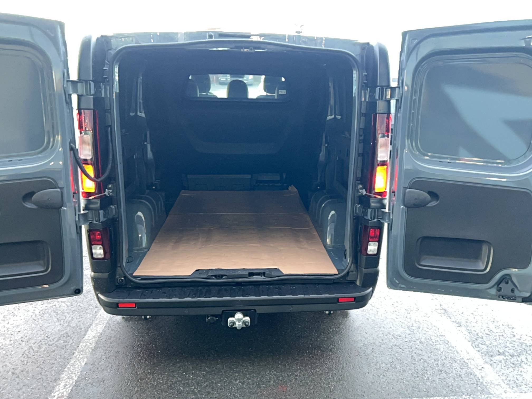 Vente en ligne Renault Trafic Cabine Approfondie TRAFIC CA L2H1 3T BLUE DCI 150 GSR2 au prix de 35 000 €