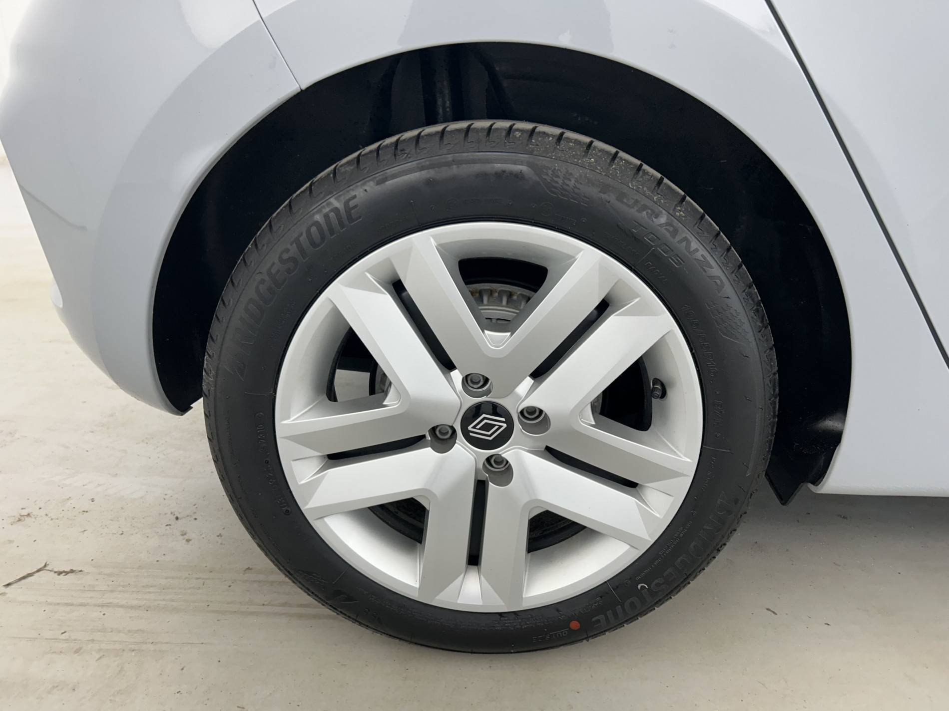 Vente en ligne Renault Clio 5 Clio Blue dCi 100 ch GSR2 au prix de 18 990 €