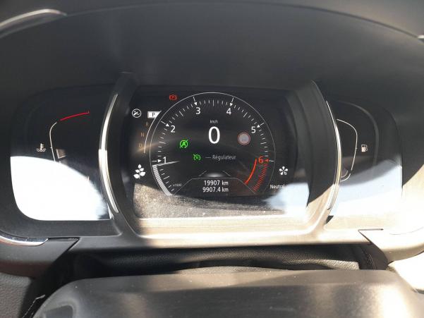 Vente en ligne Renault Scenic 4 Scenic TCe 140 EDC au prix de 23 490 €