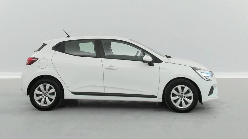 Vente en ligne Renault Clio 5 CLIO SOCIETE BLUE DCI 85 au prix de 11 520 €