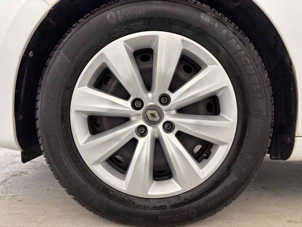Vente en ligne Renault Clio 5 CLIO SOCIETE BLUE DCI 85 au prix de 11 520 €