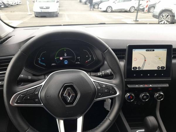 Vente en ligne Renault Clio 5 Clio E-Tech 140 - 21N au prix de 15 990 €