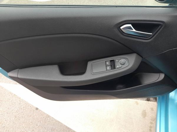 Vente en ligne Renault Clio 5 Clio E-Tech 140 - 21N au prix de 15 990 €
