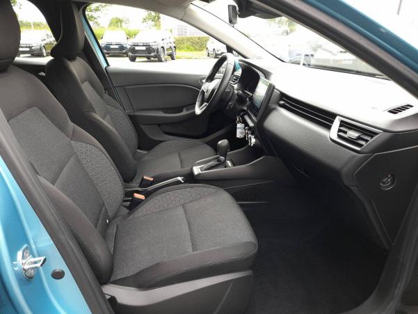 Vente en ligne Renault Clio 5 Clio E-Tech 140 - 21N au prix de 15 990 €