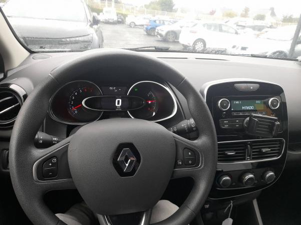 Vente en ligne Renault Clio 4 Clio 1.2 16V 75 au prix de 10 990 €