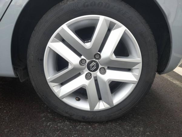 Vente en ligne Renault Clio 5 Clio TCe 100 GPL au prix de 16 890 €