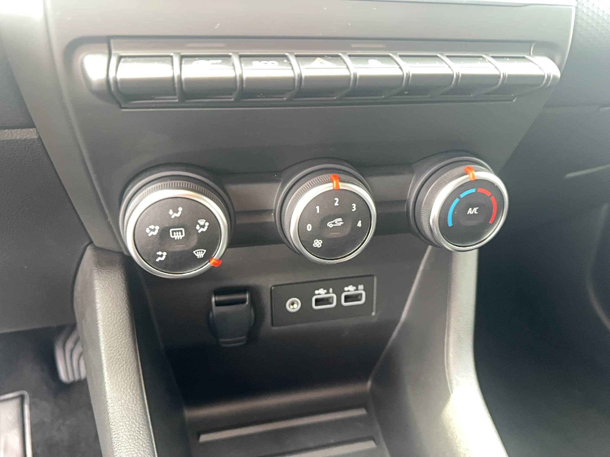 Vente en ligne Renault Clio 5 Clio TCe 90 au prix de 14 490 €