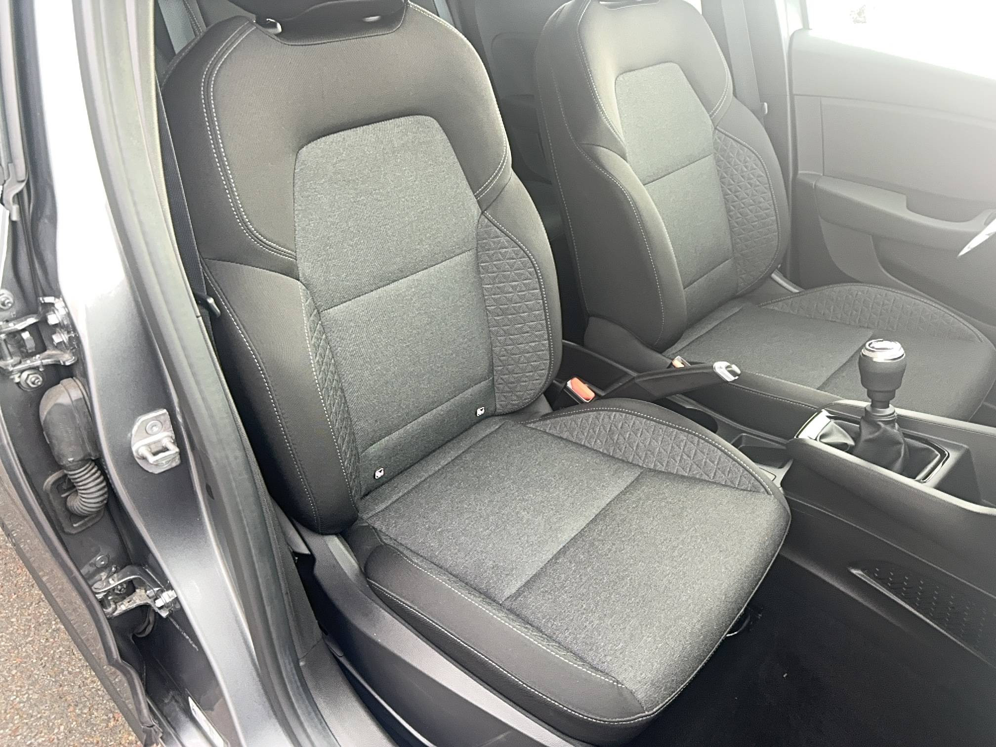 Vente en ligne Renault Clio 5 Clio TCe 90 au prix de 14 490 €