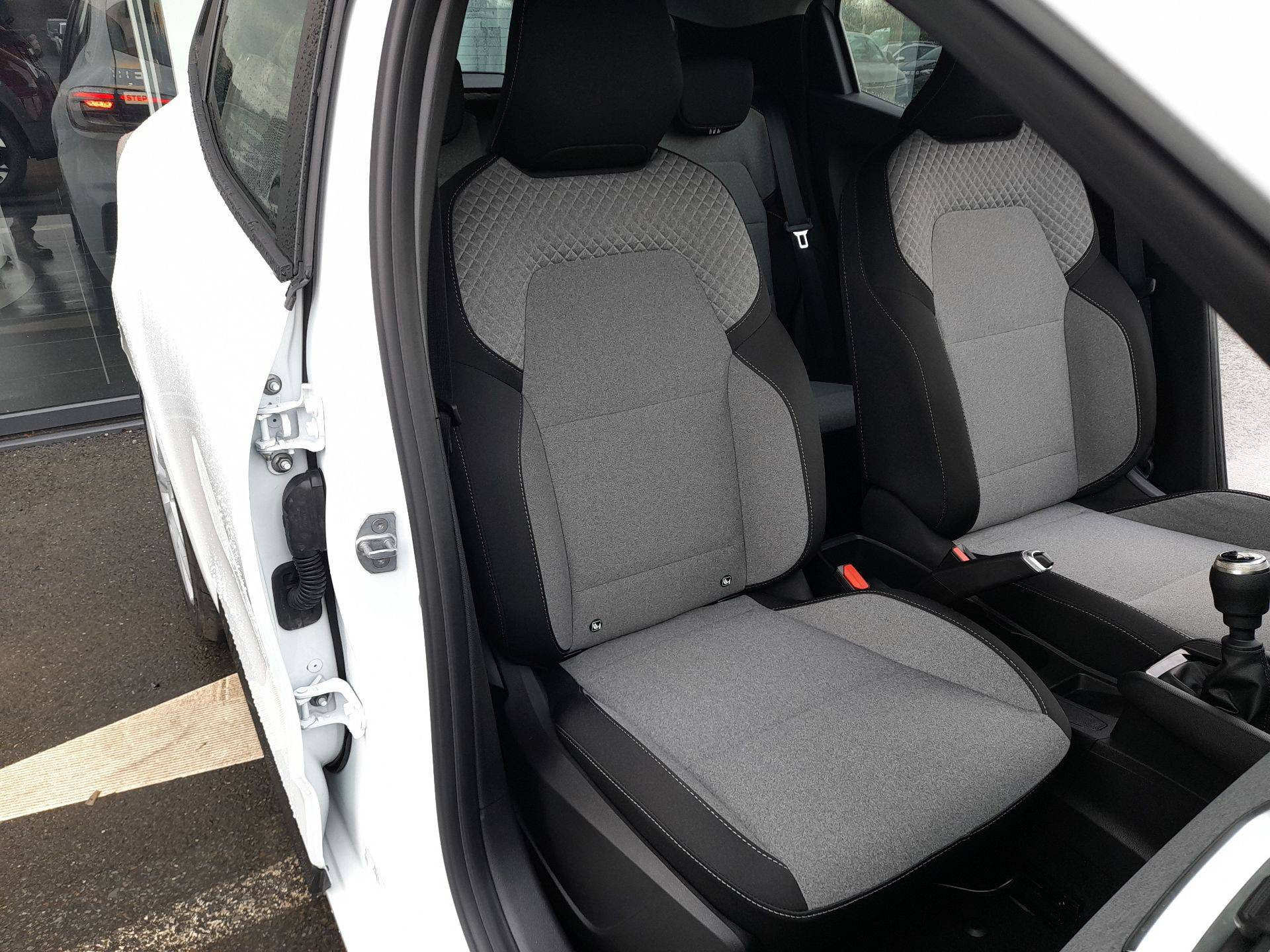 Vente en ligne Renault Clio 5 Clio TCe 90 ch GSR2 au prix de 16 490 €