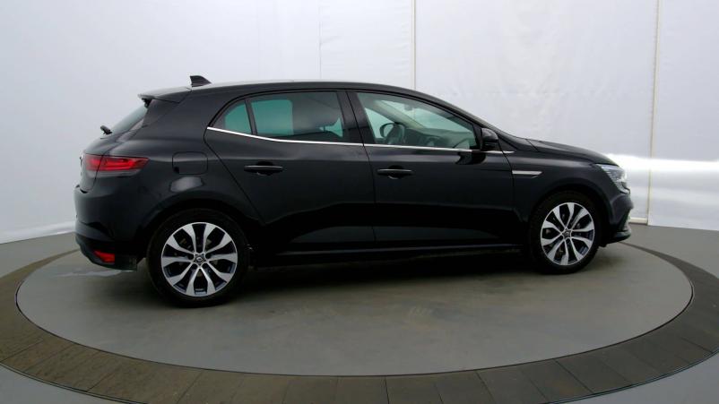 Vente en ligne Renault Megane 4  Blue dCi 115 EDC au prix de 23 490 €