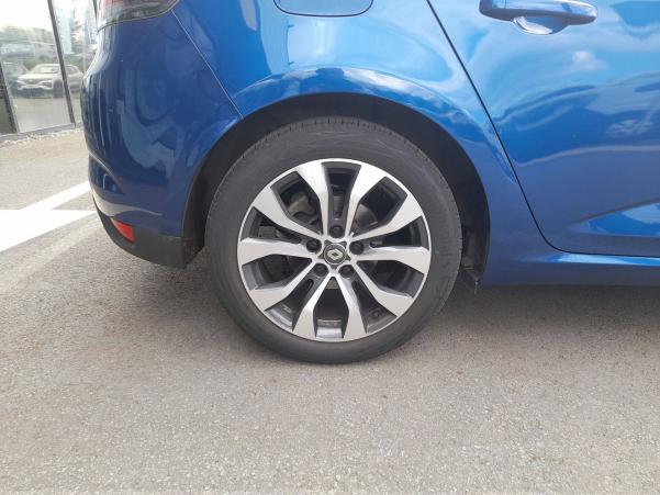Vente en ligne Renault Megane 4  Blue dCi 115 EDC au prix de 23 090 €