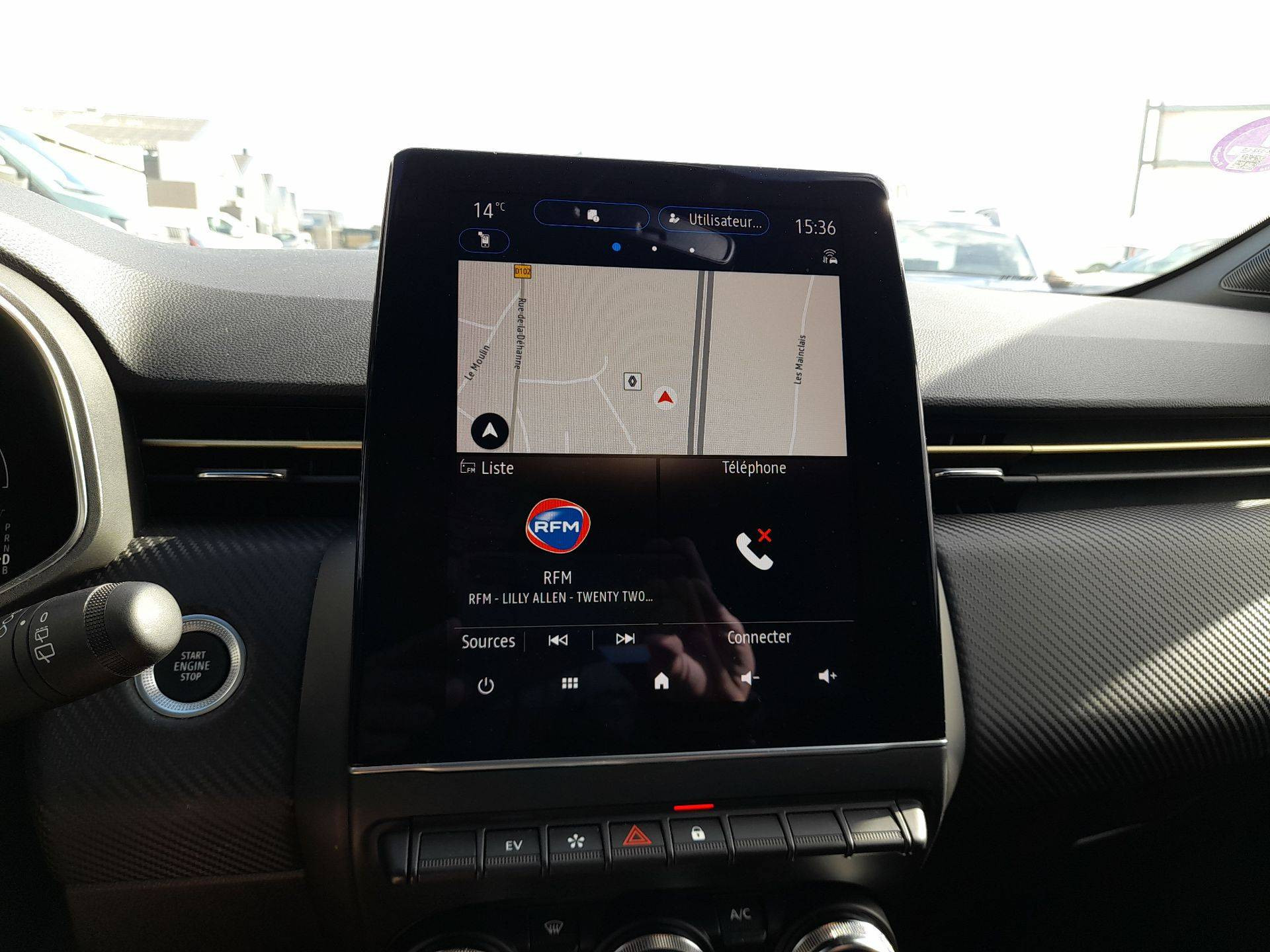 Vente en ligne Renault Clio 5 Clio E-Tech full hybrid 145 au prix de 19 990 €