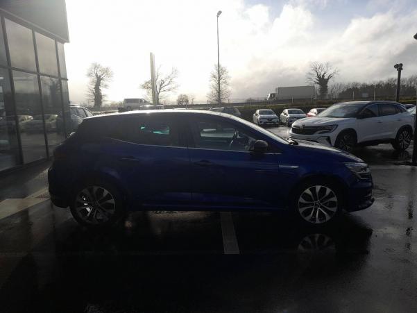 Vente en ligne Renault Megane 4  Blue dCi 115 EDC au prix de 24 895 €