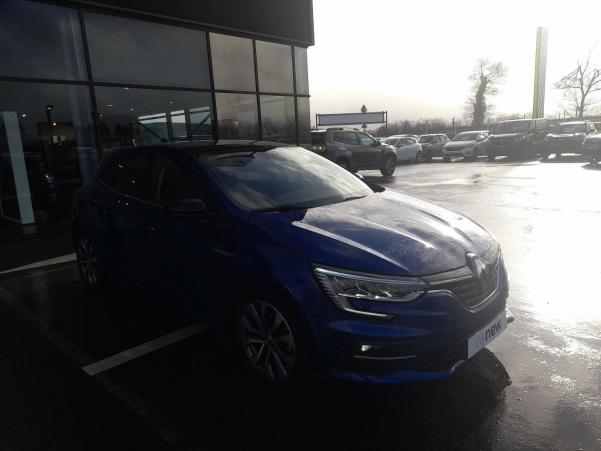 Vente en ligne Renault Megane 4  Blue dCi 115 EDC au prix de 24 895 €