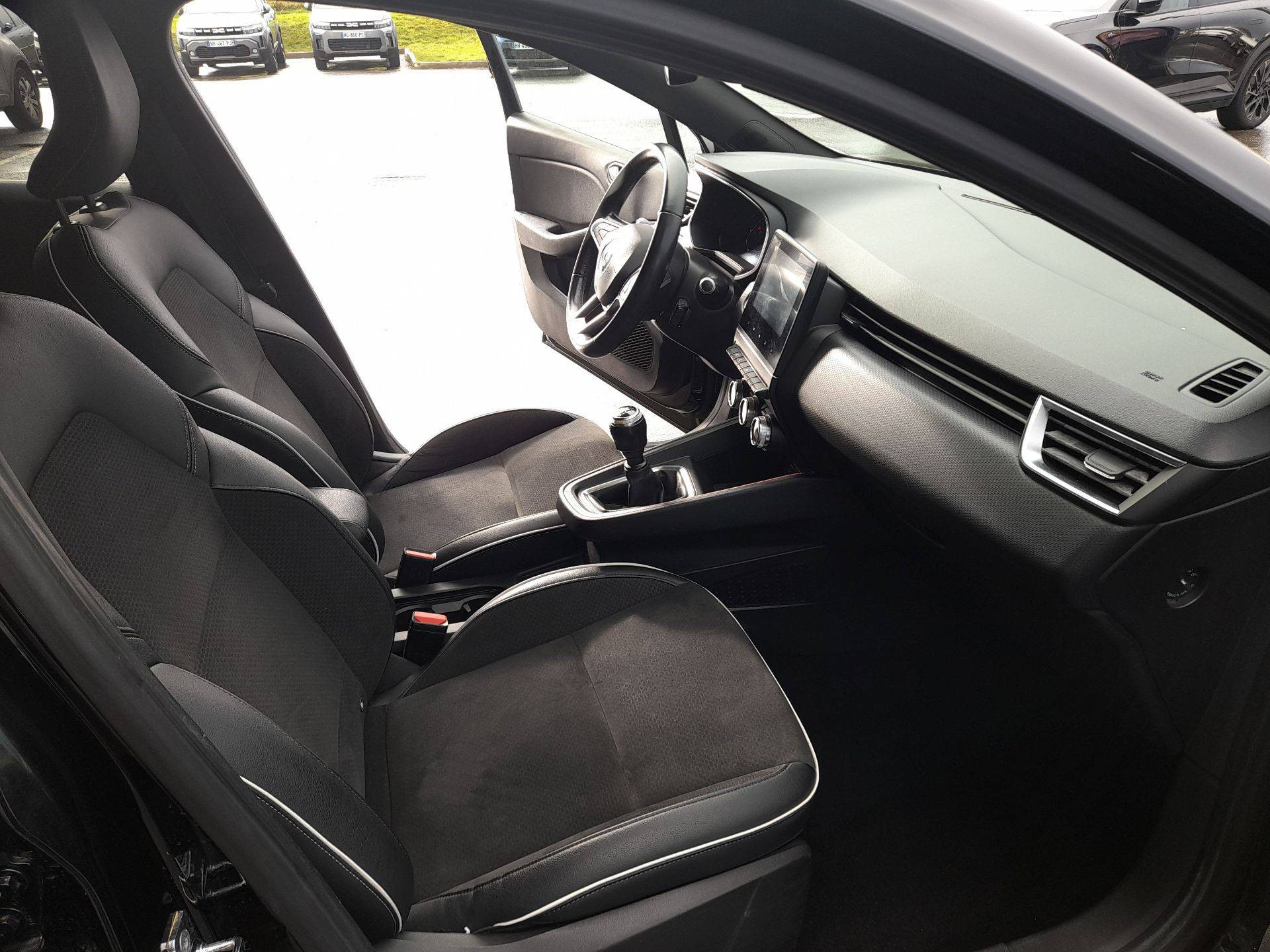 Vente en ligne Renault Clio 5 Clio TCe 100 au prix de 11 990 €