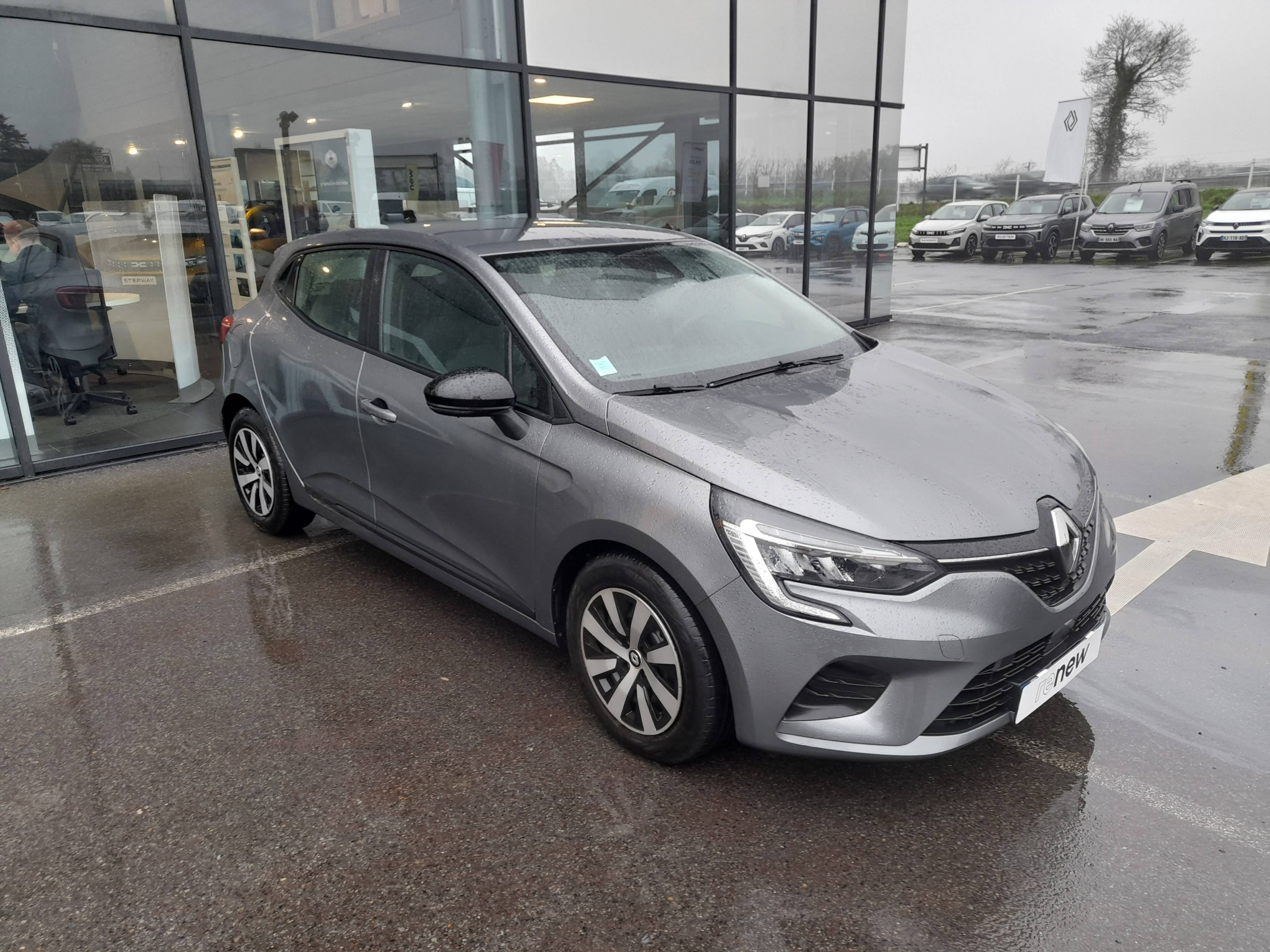 Vente en ligne Renault Clio 5 Clio TCe 90 au prix de 13 890 €