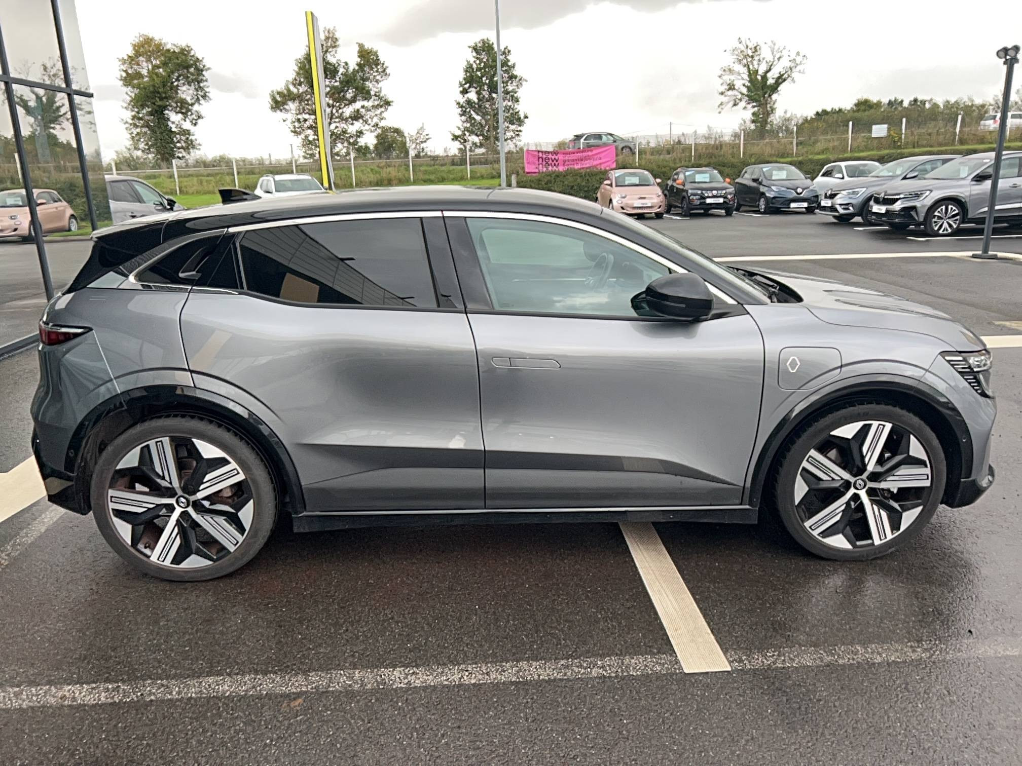 Vente en ligne Renault Megane E-Tech  EV60 220 ch super charge au prix de 24 990 €